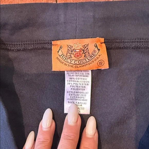 Y2K Juicy Couture Black Velour Tracksuit Set – Hoodie Size L, Joggers Size S - Picture 3 of 9